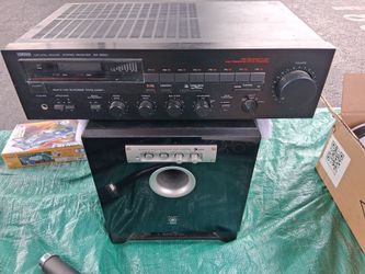 Yamaha natural sound stereo receiver with subwoofer