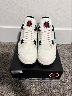 Jordan 4 Retro Flight Club