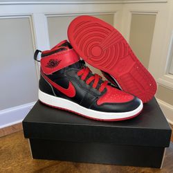 sz 5.5y air jordan 1 hi flyease