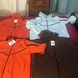 Nike techs all sizes and colors brand new 100% authentic