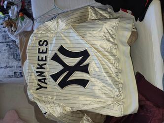 Womens  yankees jacket