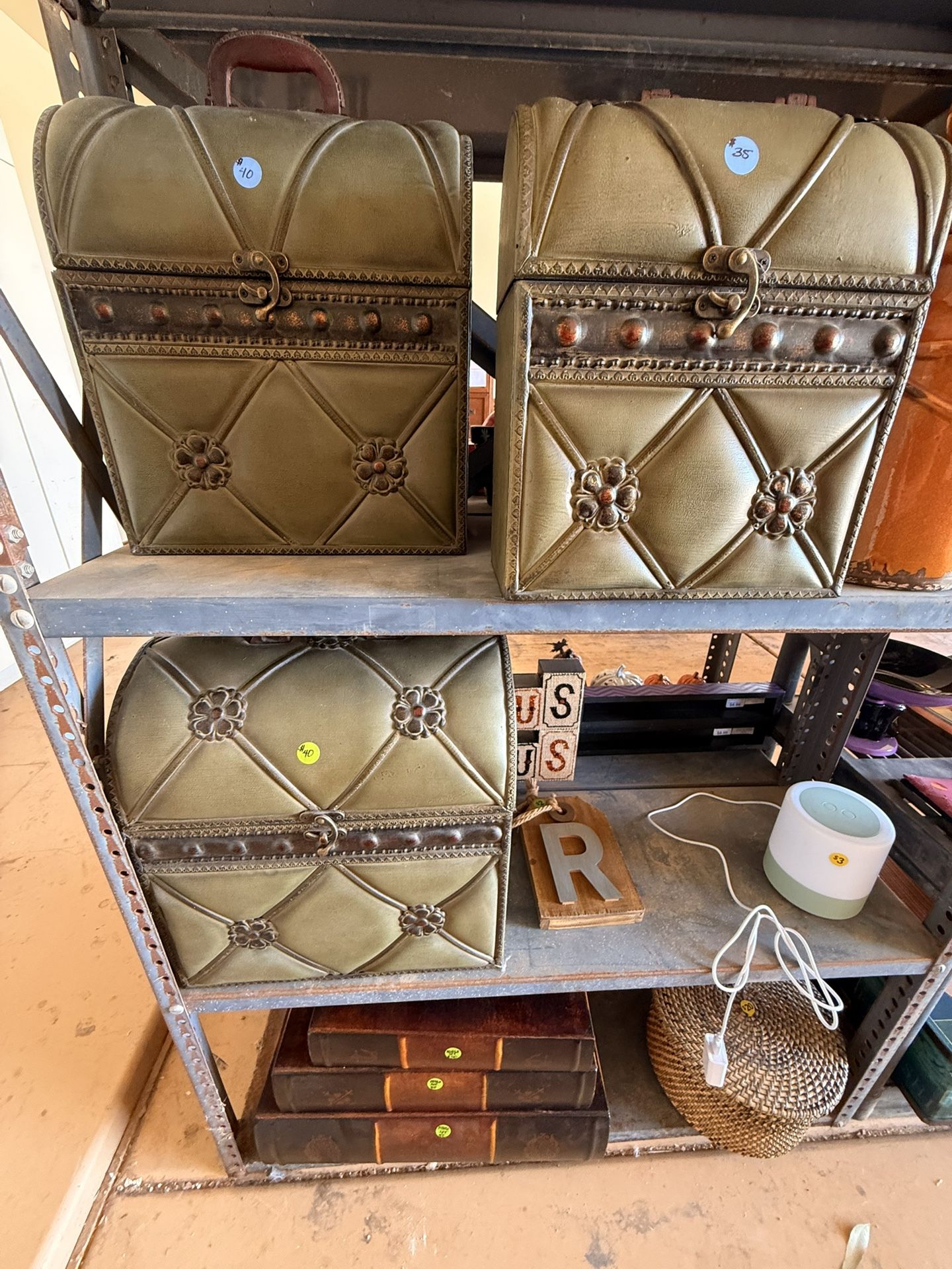 GIANT YARD SALE TODAY 6/7