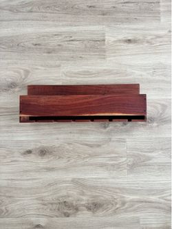 Wall mounted wine Holder