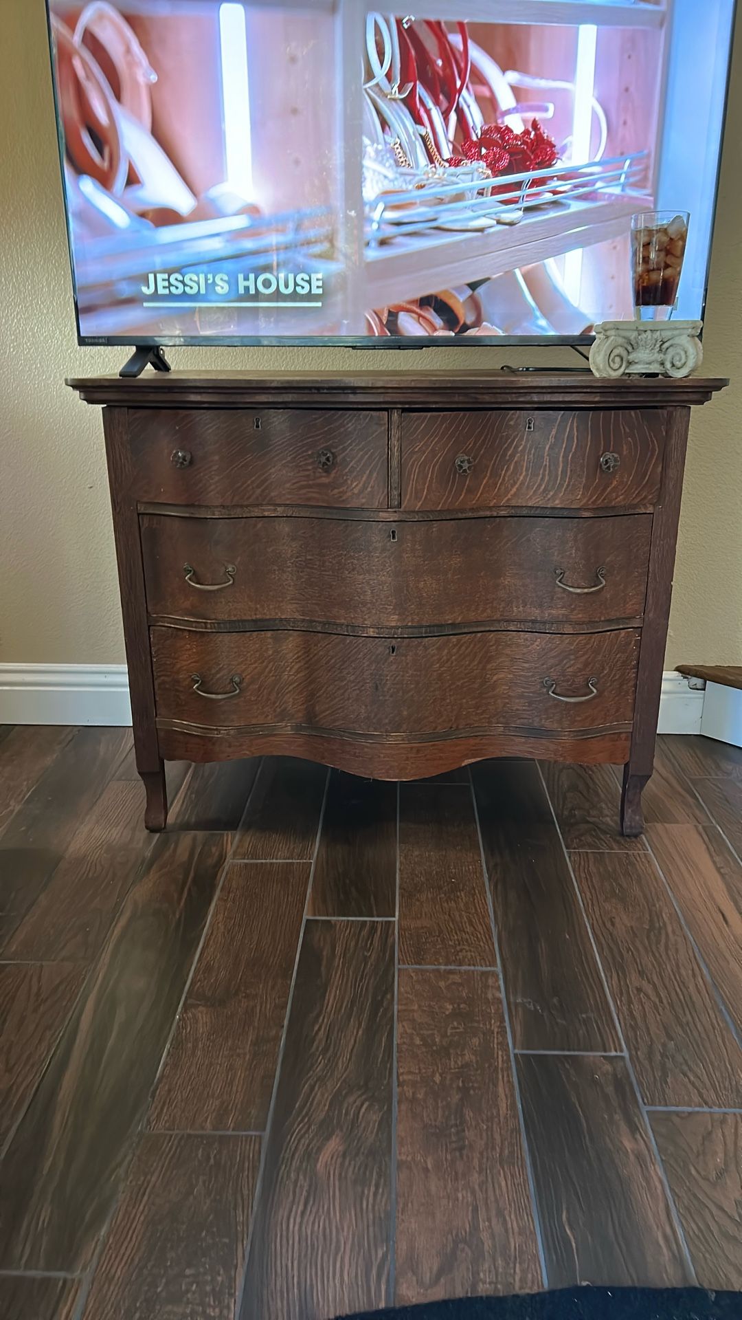 Small Tv Stand/dresser