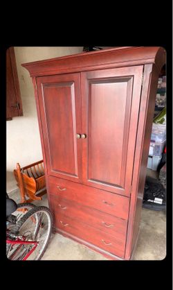 Baby changing table armoire, with drawers