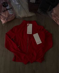 Red lululemon set