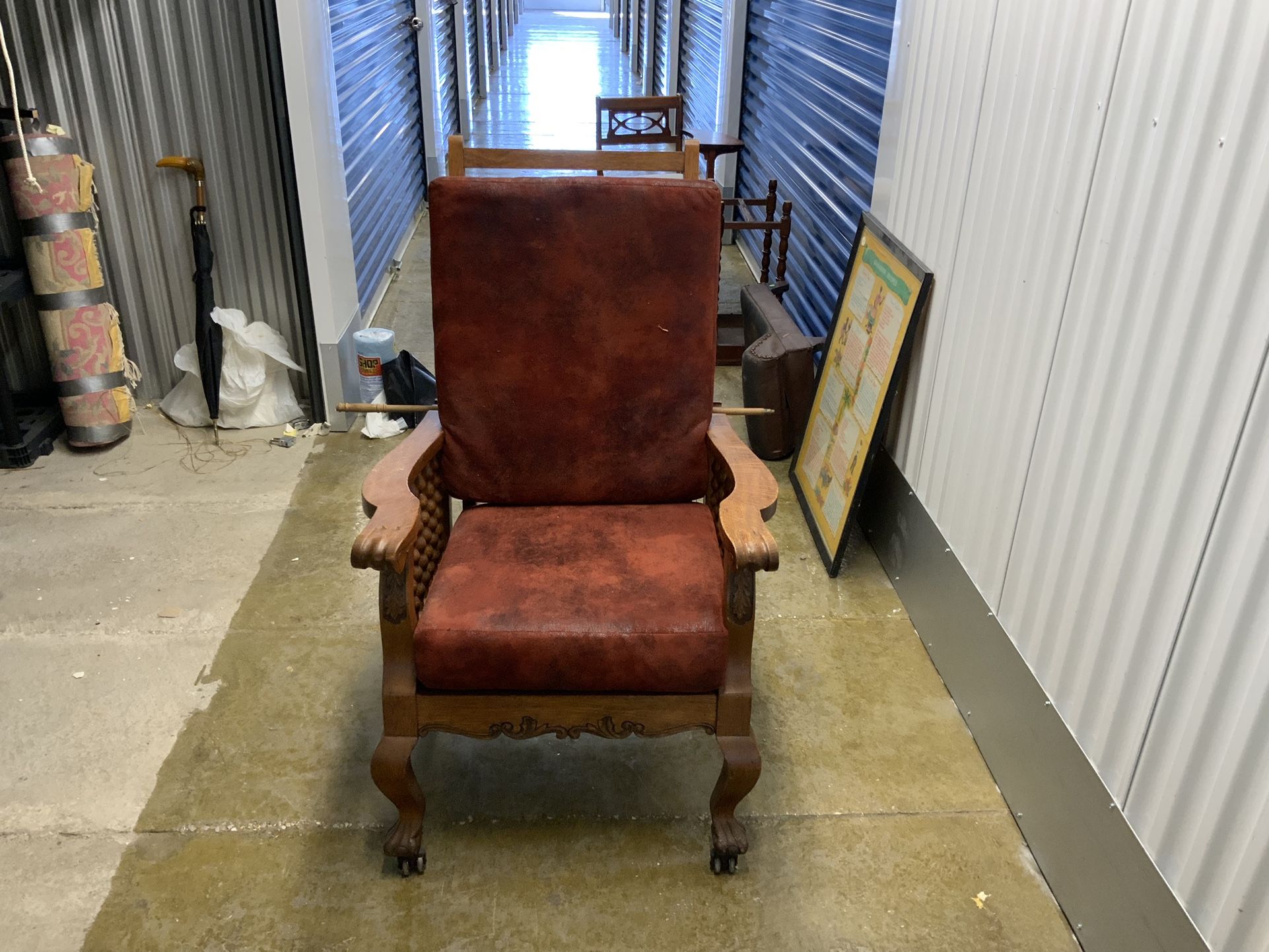 Vintage Lounge Chair With Wheels 