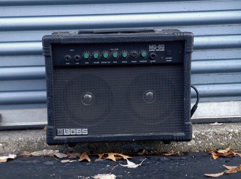 Boss MG-80 Guitar AMP