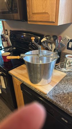 Ice Cream Maker