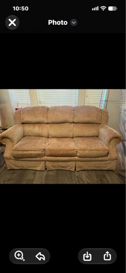 Sofa/ Hide a Bed