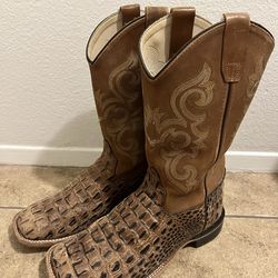 Youth Size 6 Leather Cowboy Boots