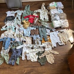 baby clothes from 0-3 months