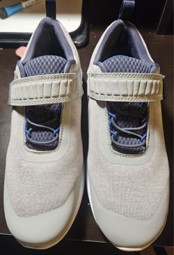 New All In Motion Ortholite Boys Shoes Size 6