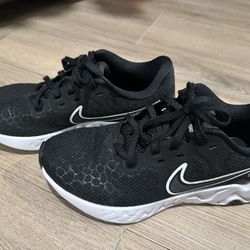Nike Renew 