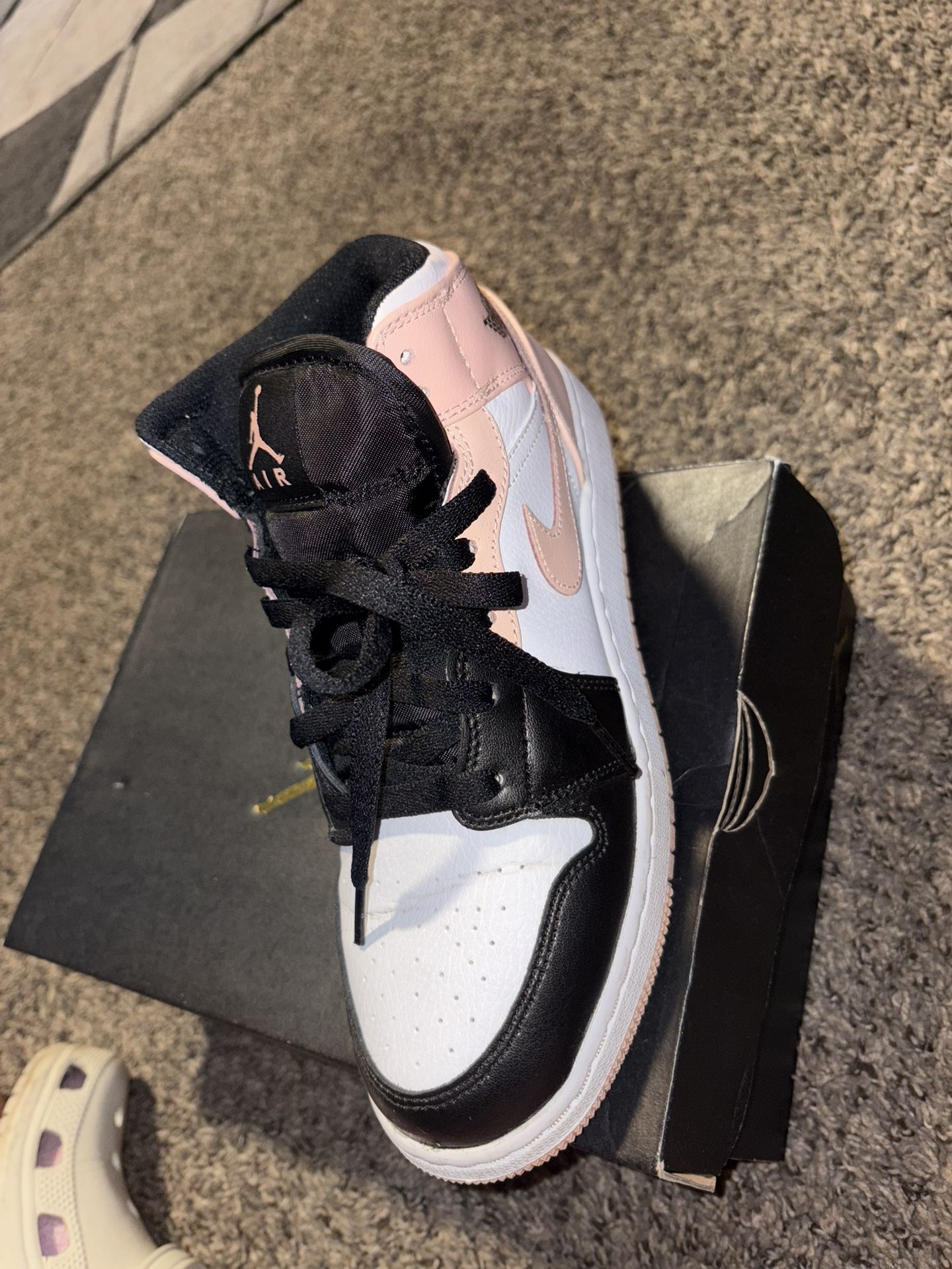 Jordans Size 7y