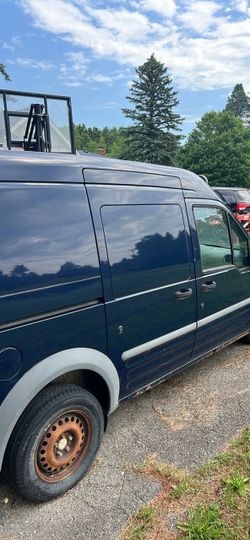 2011 ford trans connect mini van