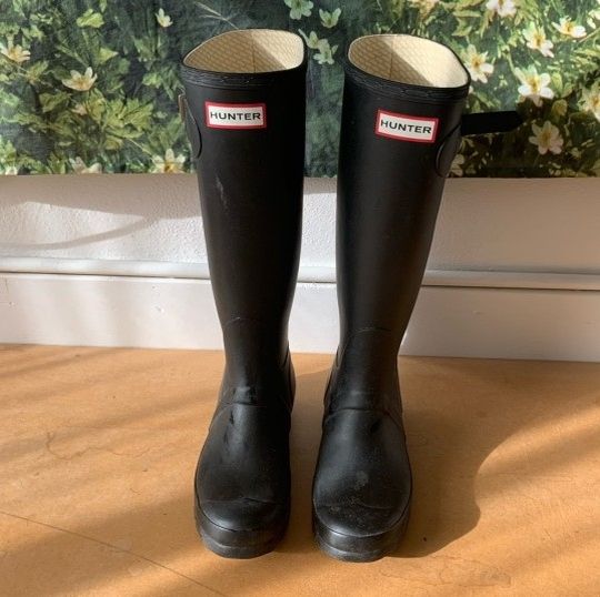 Hunter Boots, Black, 6M/7F, Stylish, Casual Rain Boots, $58 OBO