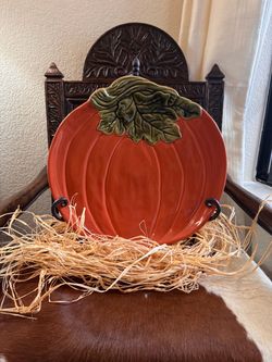 Large pumpkin platter