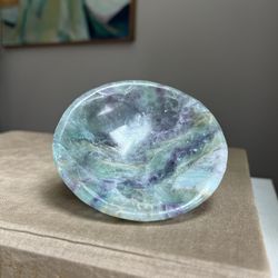 Small Fluorite Bowl ( D3.7” ) firm on price