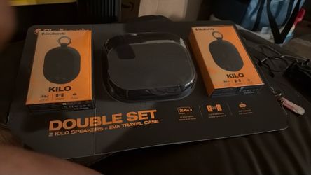 Mini speakers and carry case