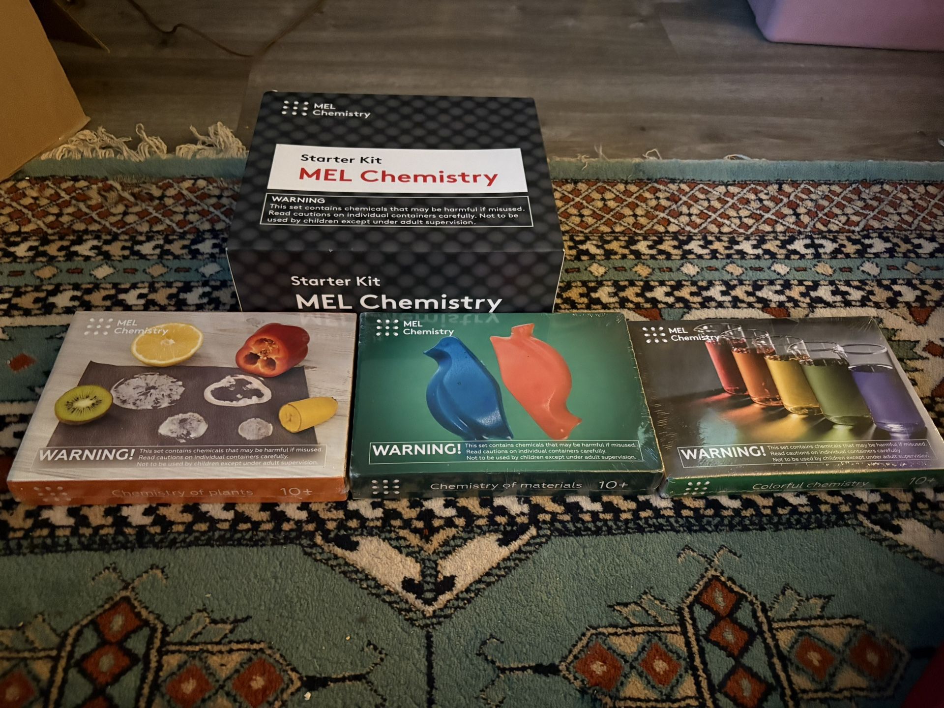 MEL Chemistry Starter Kit Science Experiments Learning Set + 3 experiments