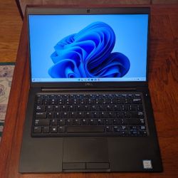 13.3" Dell Latitude, Windows 11 Pro
