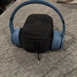 Beats Solo 4 