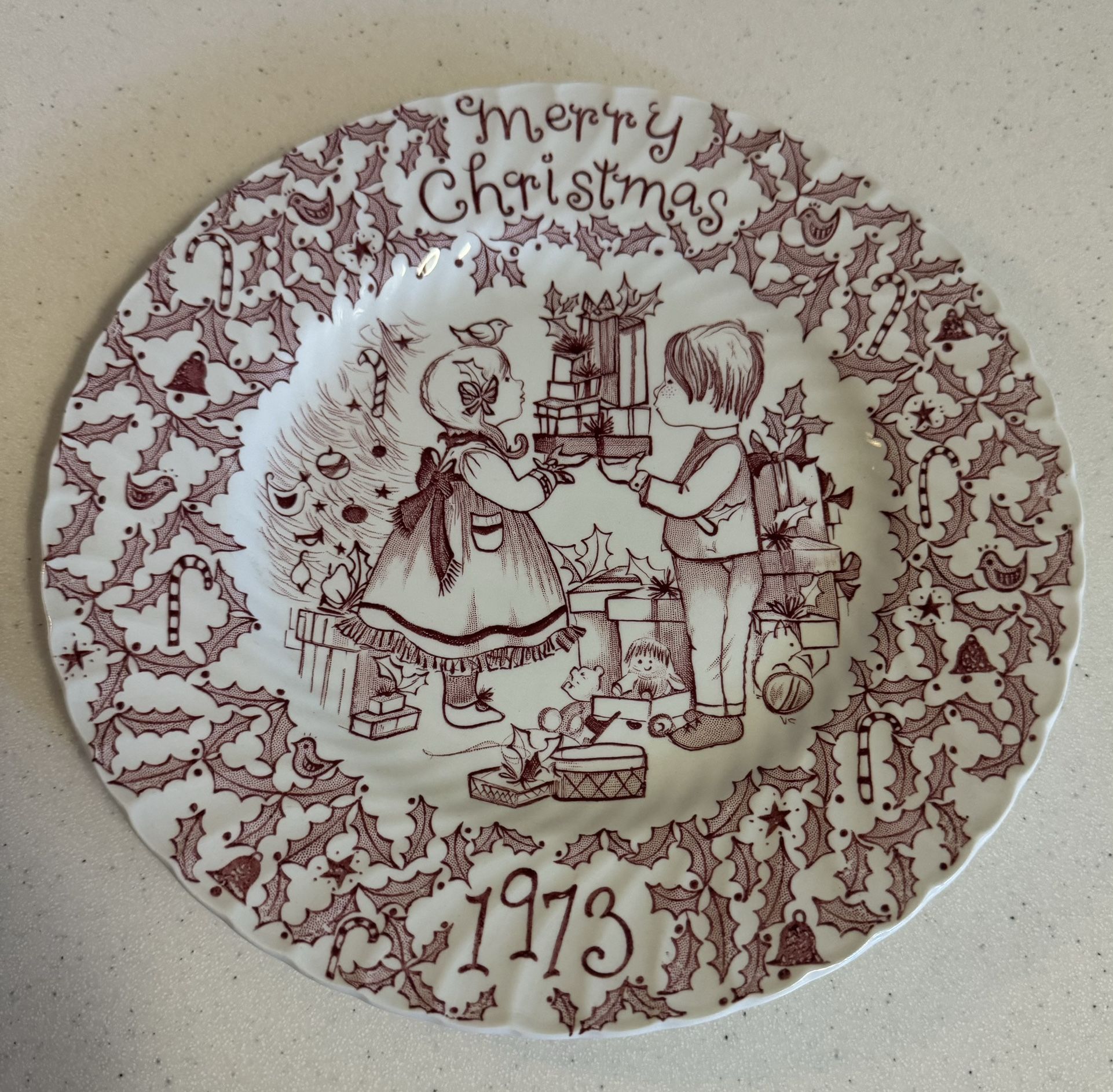 Vintage Royal Crawford 1973 Christmas Plate Collective Plate 8 3/4”