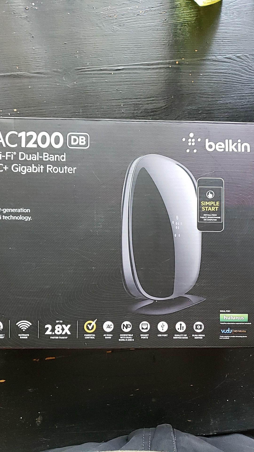 Belkin AC1200 Wireless Dualband Router.