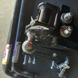 E2 WEIGHT DISTRIBUTION HITCH WITH SWAY CONTROL FOR SALE