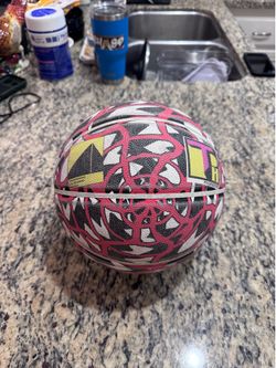 BALLEFEEL Size 7 Colorful Art Basketball