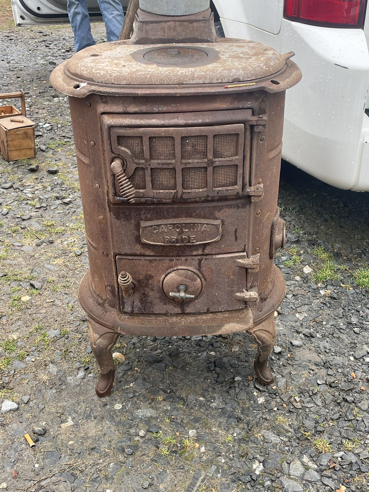 Original Vintage Carolina Pride No. 418 Wood Stove for Sale in King, NC -  OfferUp