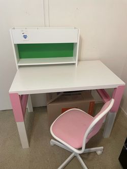 Desk for kids with chair