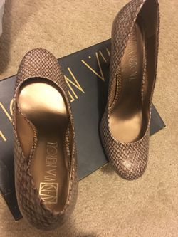 Shoes - Via Neroli Moroccan Pumps size 8.5
