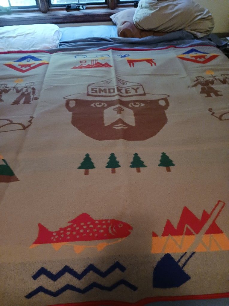Rare Smokey The Bear Pendleton Blanket