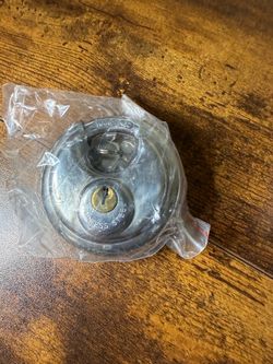 Master Lock 40D Stainless Steel Discus Padlock With Key