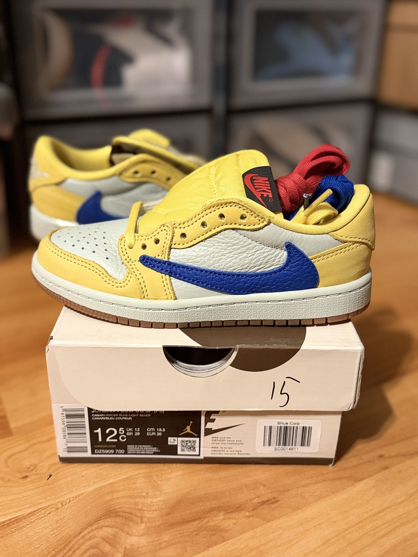 Jordan 1 Low Travis Scott “Canary” Size 12C Brand New)