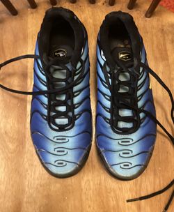 Nike Air Kids Size 6 Y 