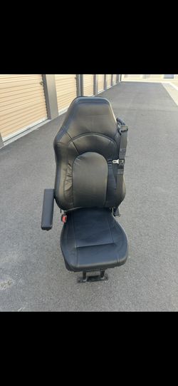 Commercial Truck Seat ~ Black Leather ~ CAN DELIVER!!!