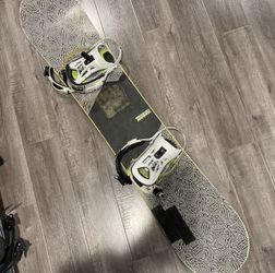 burton dominant snowboard for sale 2010 Burton Dominant Snowboard | Property