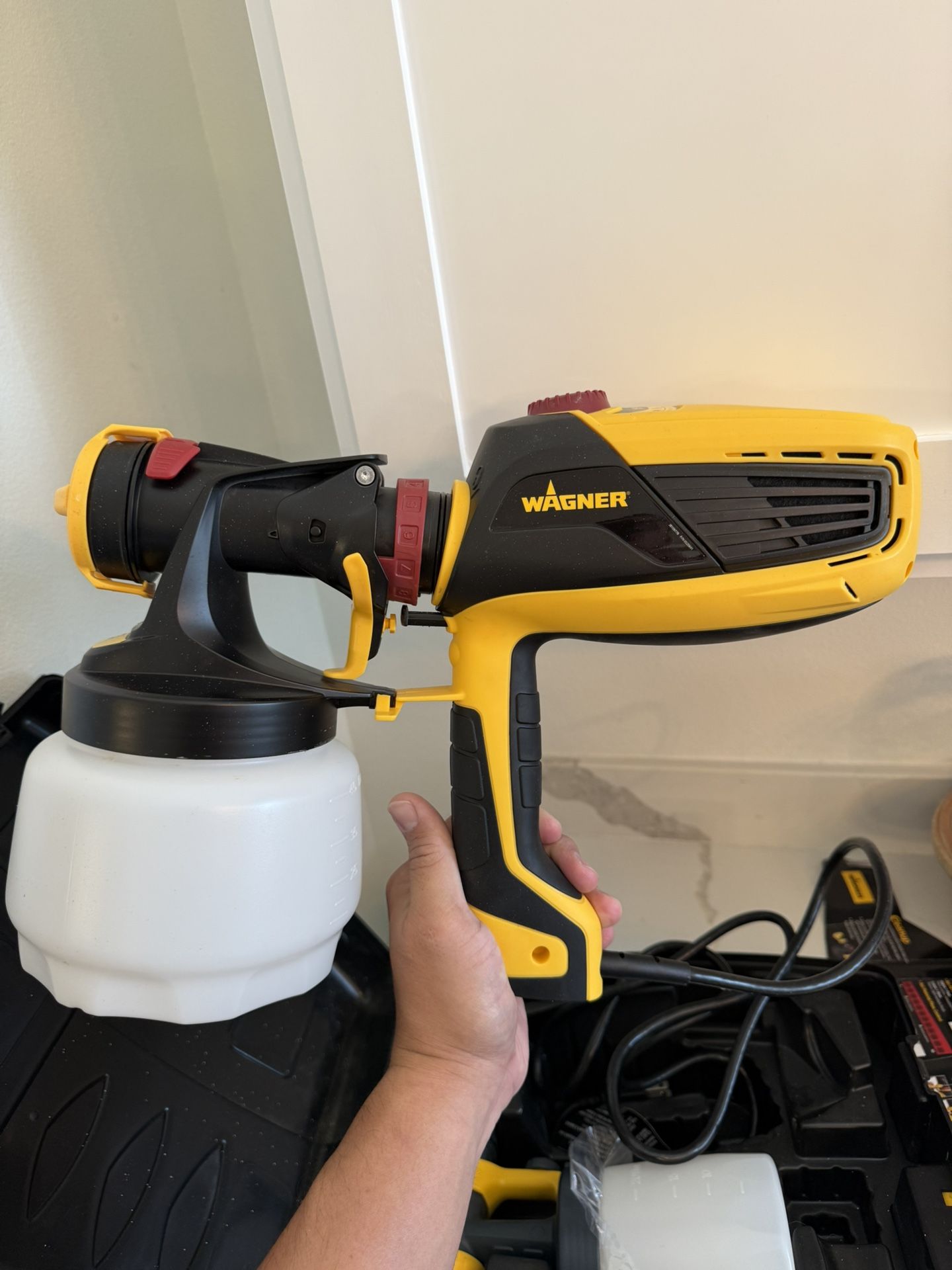 Wagner Flexio Electric Paint Sprayer Like New