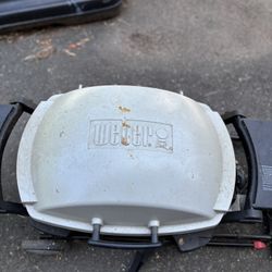 Webber Q Grill With Stand