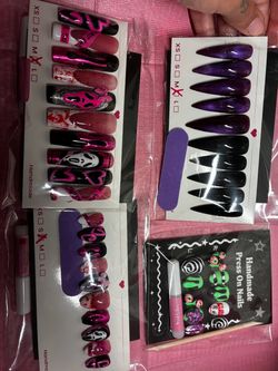 Press on nails