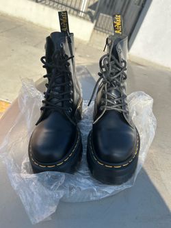 Dr. AirWair Martens Size 5