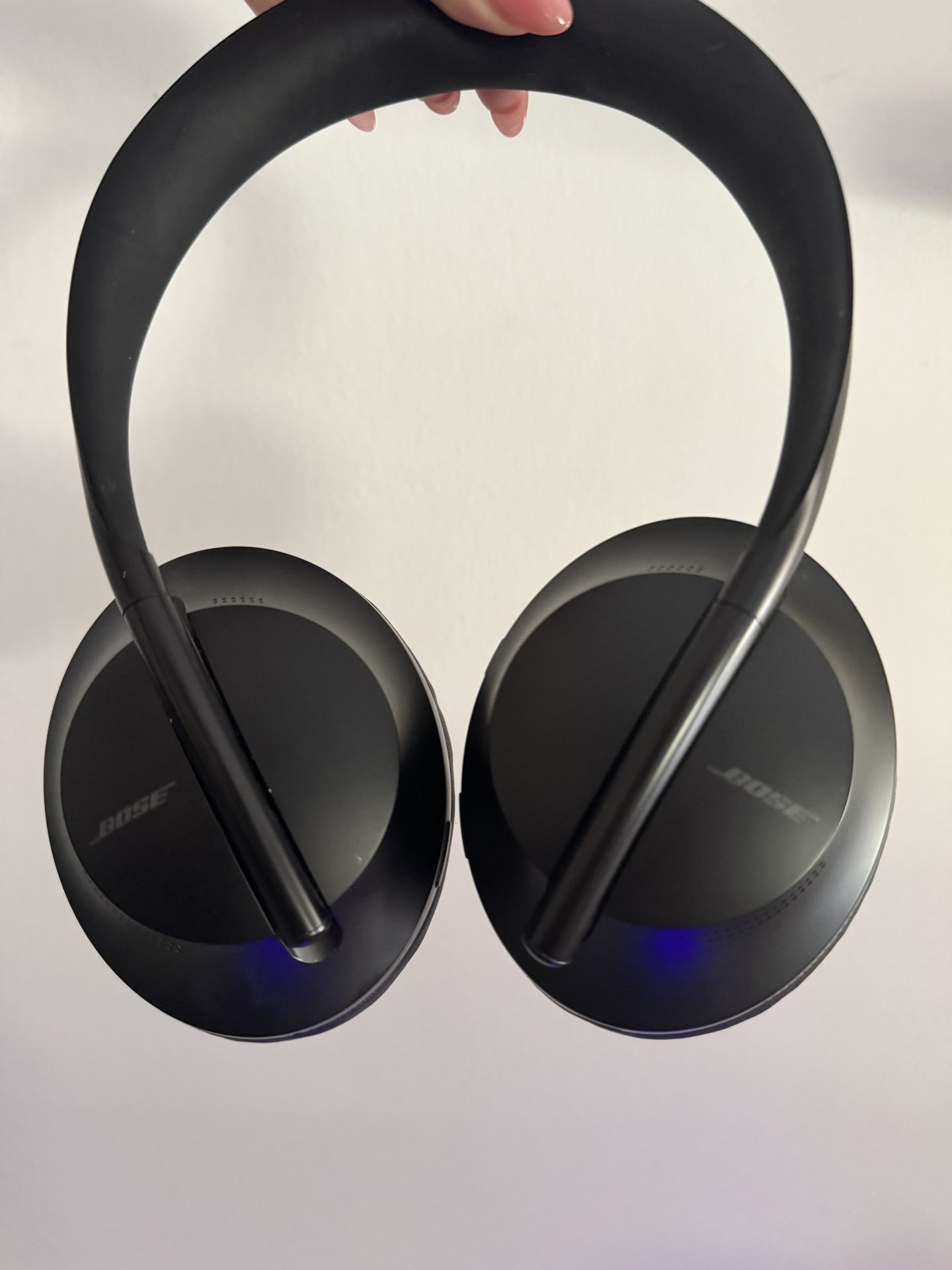 Bose Noise Cancelling 700 Wireless Over Ear Headphones Bluetooth Black 