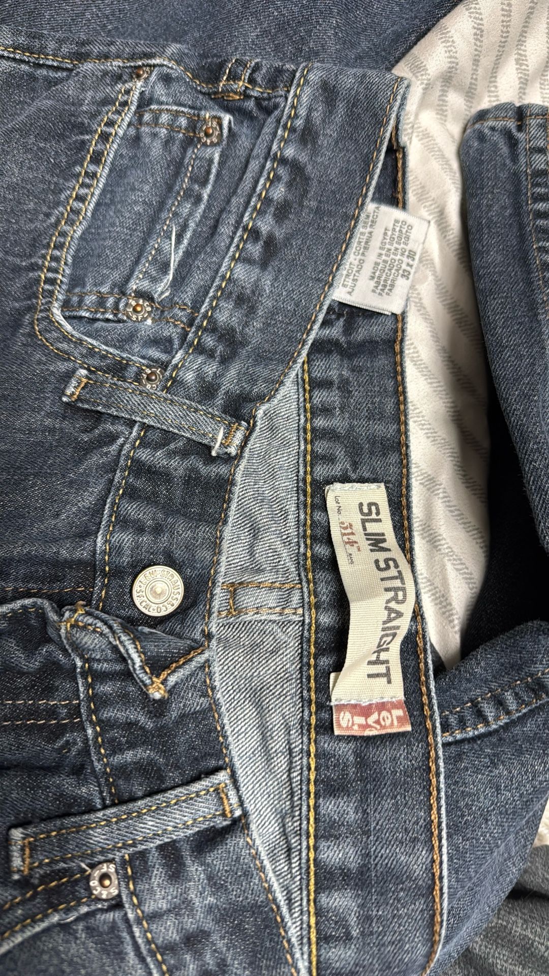 1 pair Men’s Levi 514