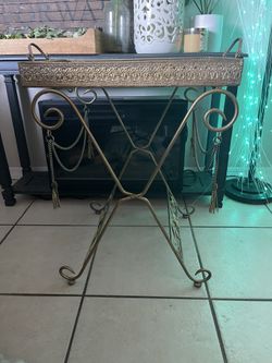 Vintage Gold Tone Iron cocktails Table Very Unique