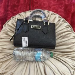 Guess P New Original 