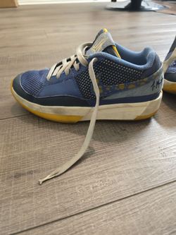 Ja basketball shoes size 5.5Y