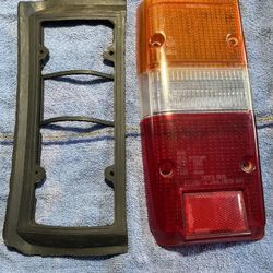 1979 Toyota, Land Cruiser Wagon, Used, Driver Tail, Light, And Running Light 